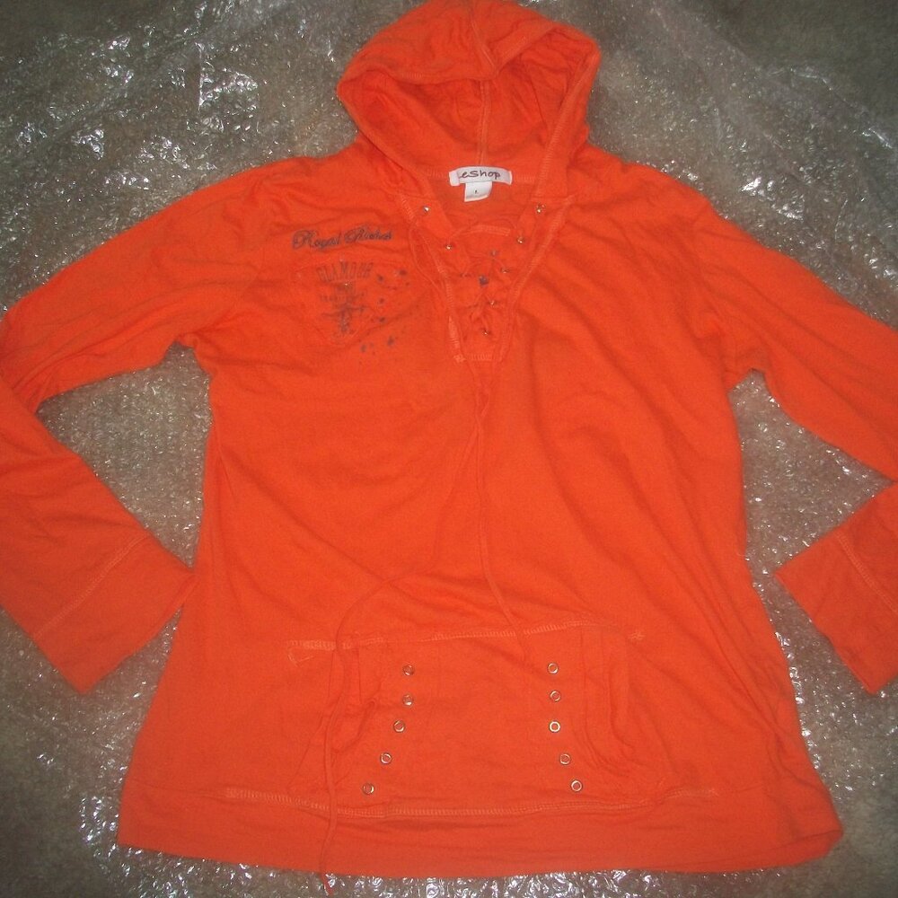 womens long sleeve t-shirt.Hoodie.graphics. Size large